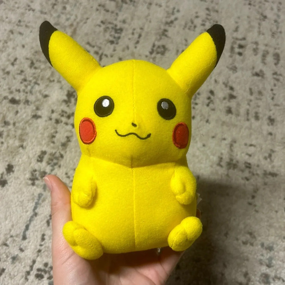 Pokémon pikachu plushie stuffed animal 2020 toy factory - Picture 1 of 10